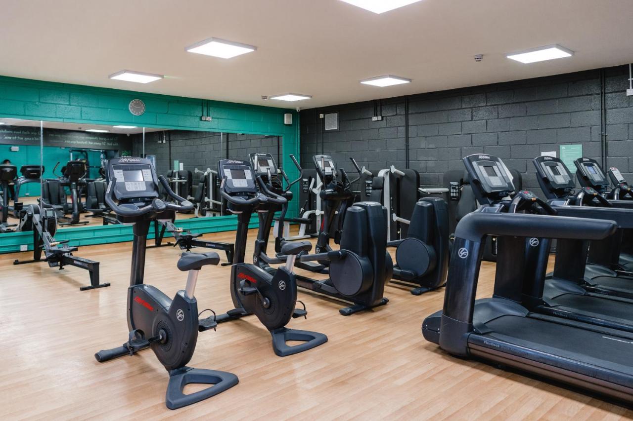 The Venue Serviced Apartments Huddersfield Exteriör bild