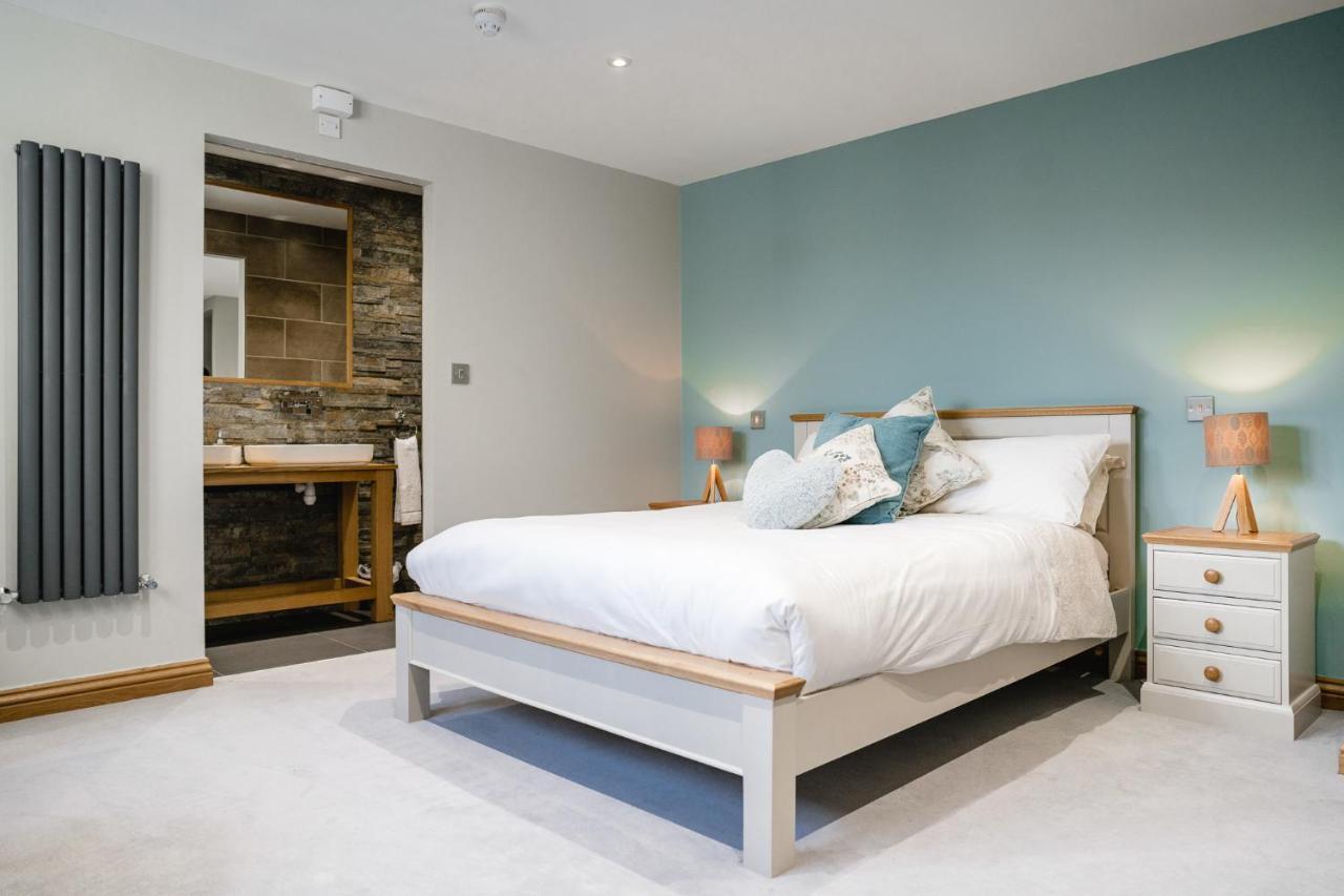The Venue Serviced Apartments Huddersfield Exteriör bild